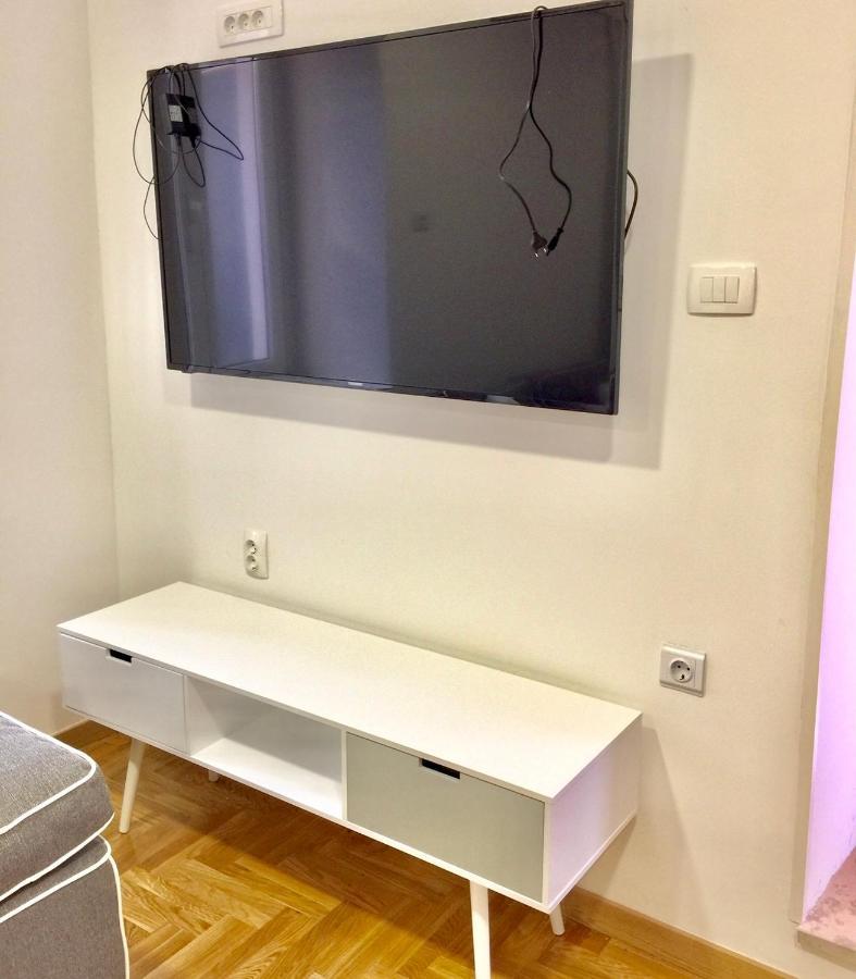 Sweet Studio Apartment Living In リエカ エクステリア 写真