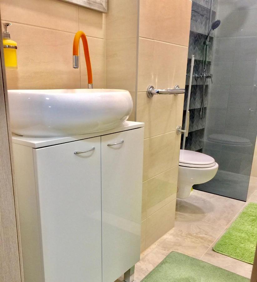 Sweet Studio Apartment Living In リエカ エクステリア 写真