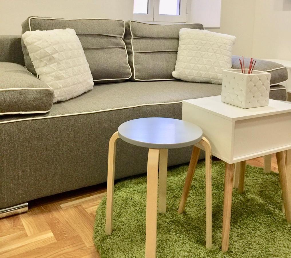 Sweet Studio Apartment Living In リエカ エクステリア 写真