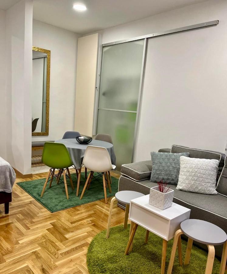 Sweet Studio Apartment Living In リエカ エクステリア 写真